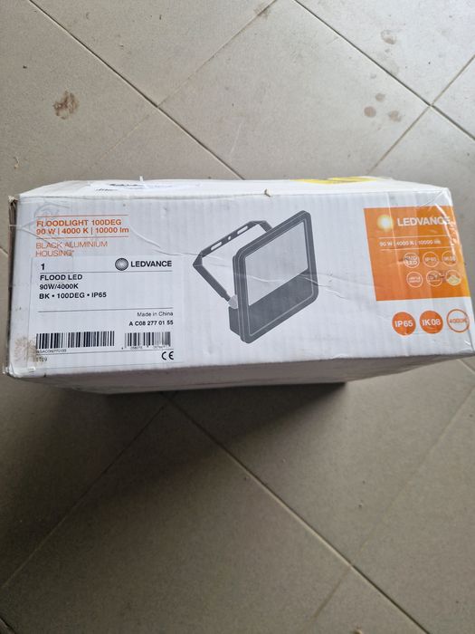 Naświetlacz led 90w 10000lm