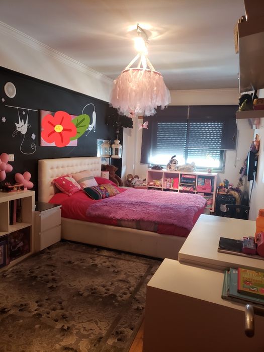 Apartamento T3 em Odivelas com BOX 2 carros.NÃO ACEITO IMOBIL