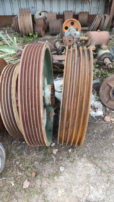 Шкивы новые и бу звонить в рабочее время.