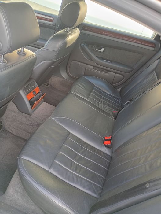 Audi A8 D3 Quatro V8