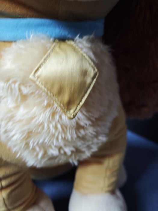 Wielka maskotka Disney lady zakochany kundel