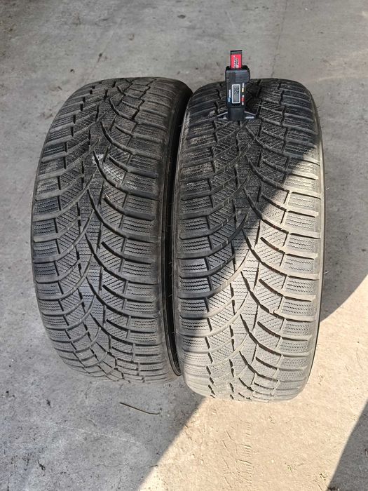 225/45R19 zima toyo tires