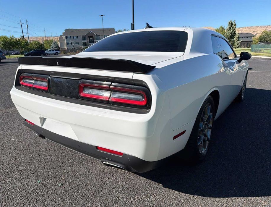 Dodge Challenger GT      2017