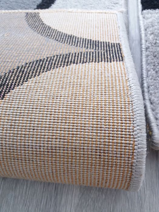 Tapetes  em excelente estado