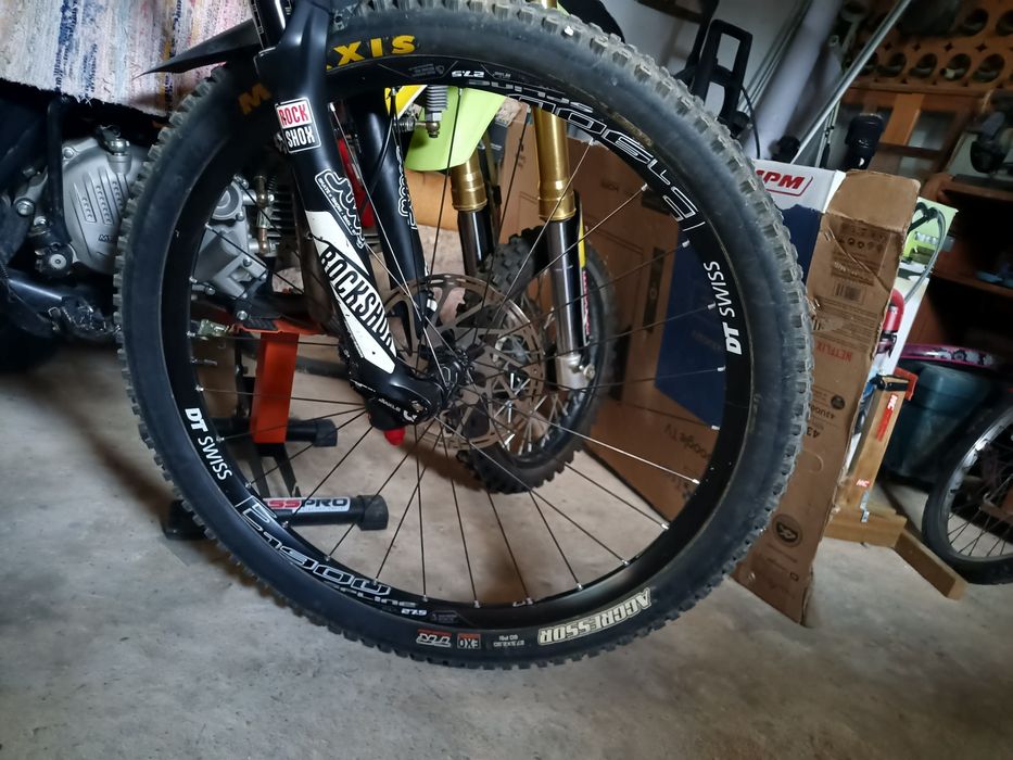 Bicicleta enduro Yt Capra