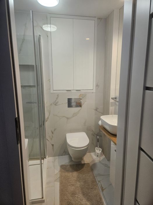 Wyremontowane do zamieszkania.