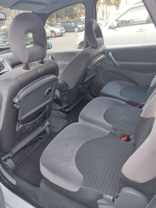 Sprzedam Citroen Xsara Picasso  1,6 benzyna - 2008