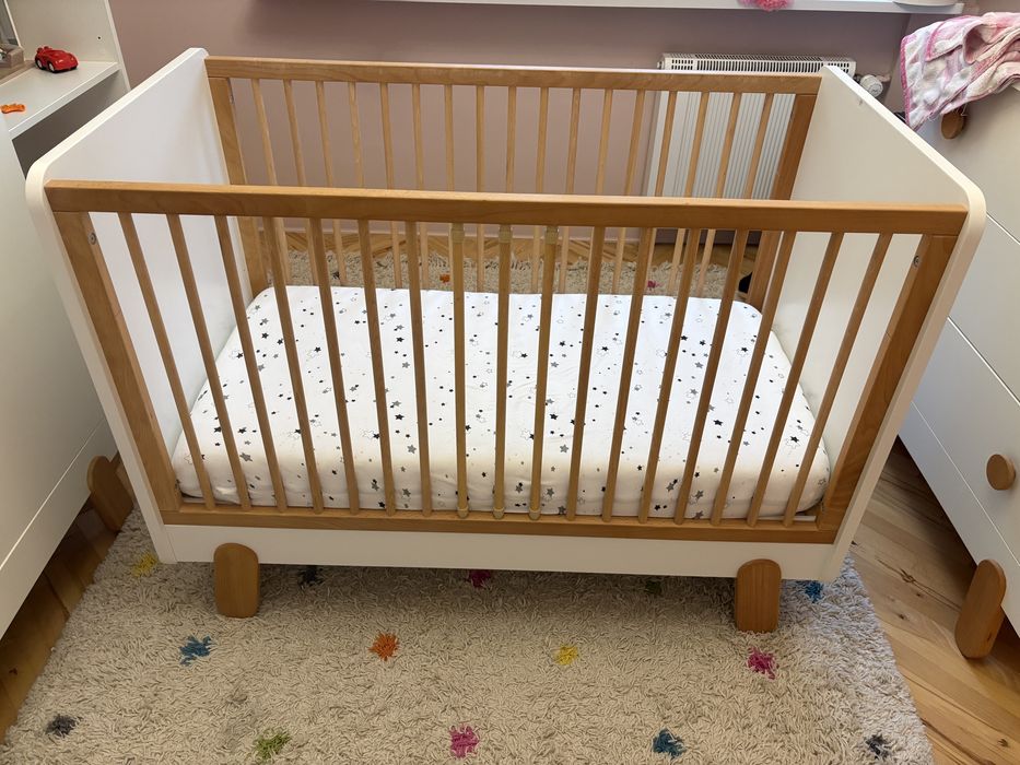 Łóżeczko dziecięce Pinio Iga 120x60 + materac
