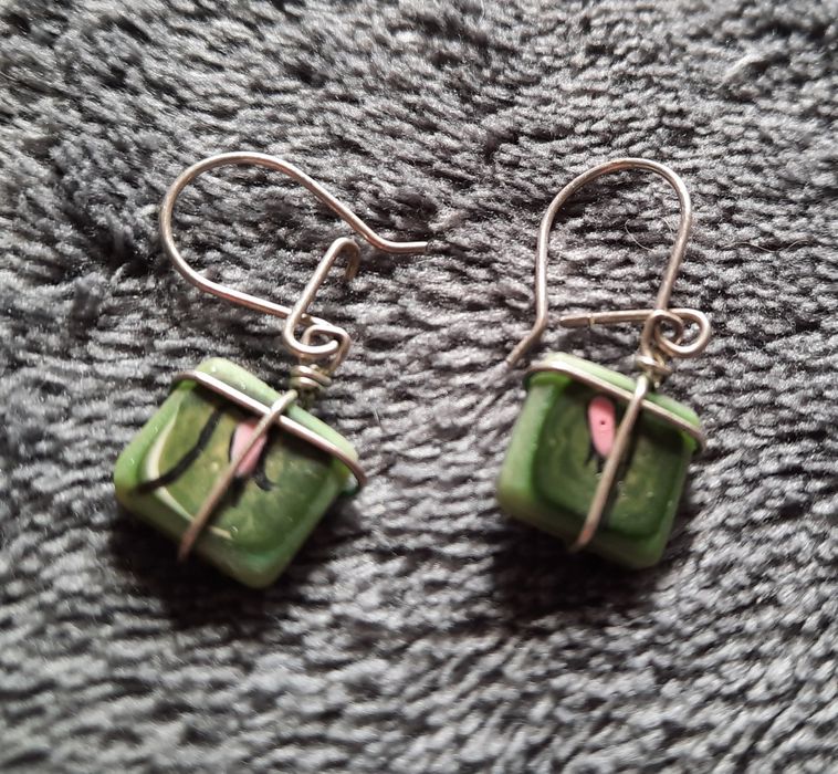 Komplet: bransoletka i kolczyki ze srebrnym drucikiem