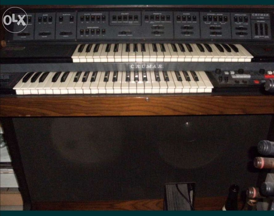 Órgão CRUMAR 920 vintage