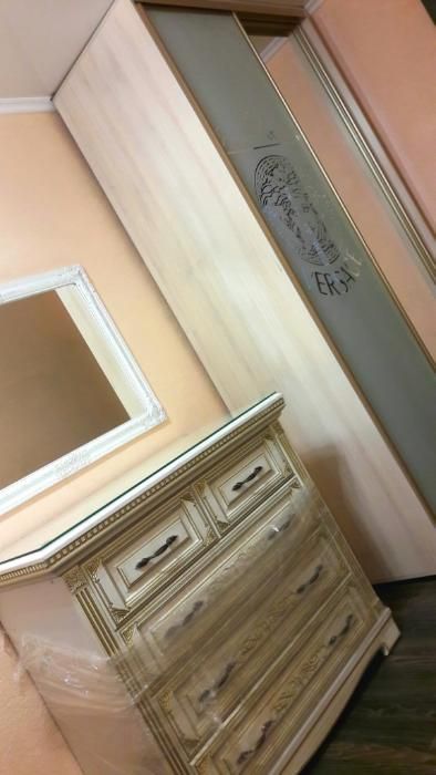 Своя. Центр ,Кёльнский бул. До 6 гостей. Посуточно,почасово.