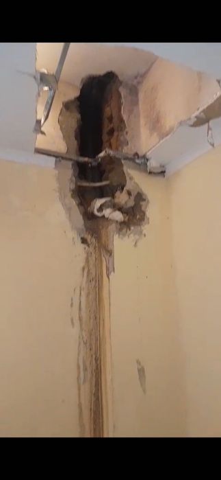 Canalizador, Fuga de água, vazamentos, infiltrações. Canalizações.