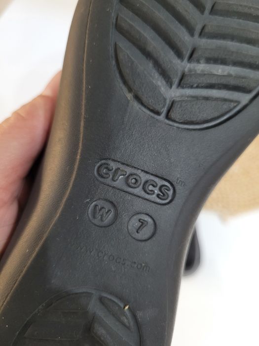 Czarne baleriny Crocs 37