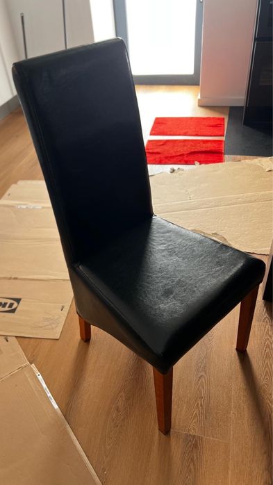 Conjunto mesa de jantar com 6 cadeiras