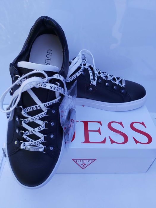 NOWE sneakersy GUESS czarne trampki półbuty 42