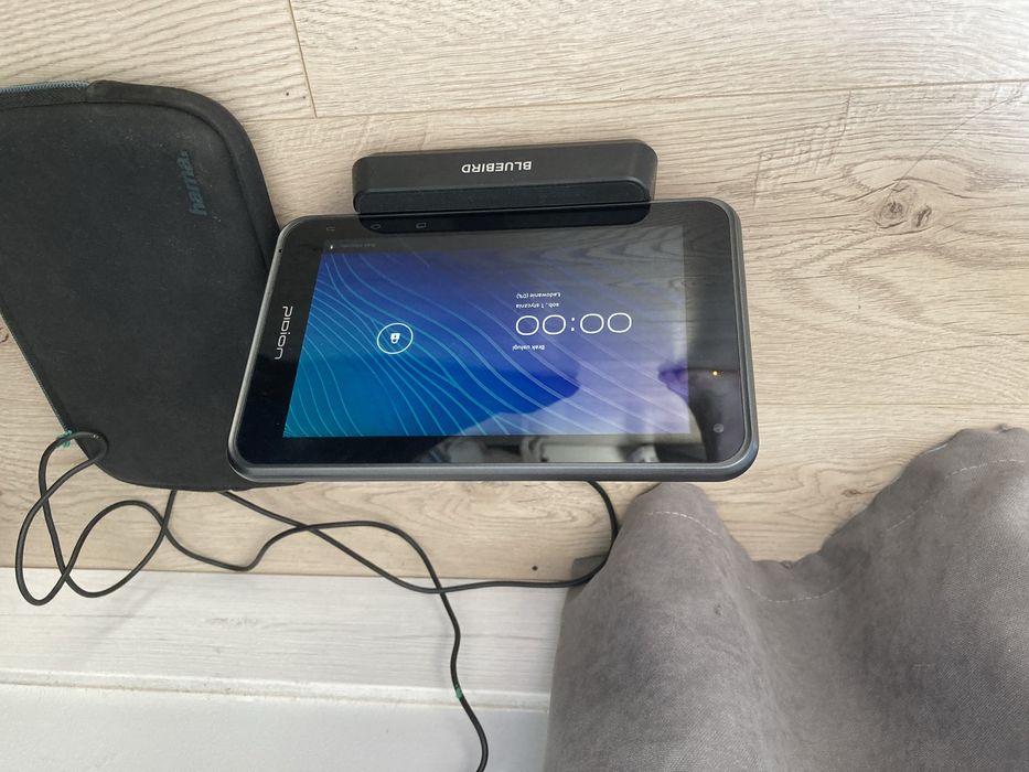 Tablet Bluebird Pidion PB50