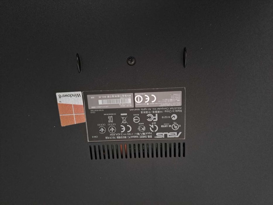 Portátil ASUS X402CA