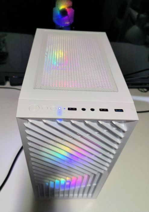 PC gamer Core i5 8500+ RX 5500XT  +16gb +720gb SSD