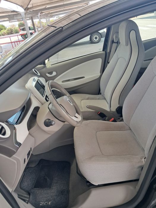 Renaul Zoe 2016 - 22 kw - baterias próprias