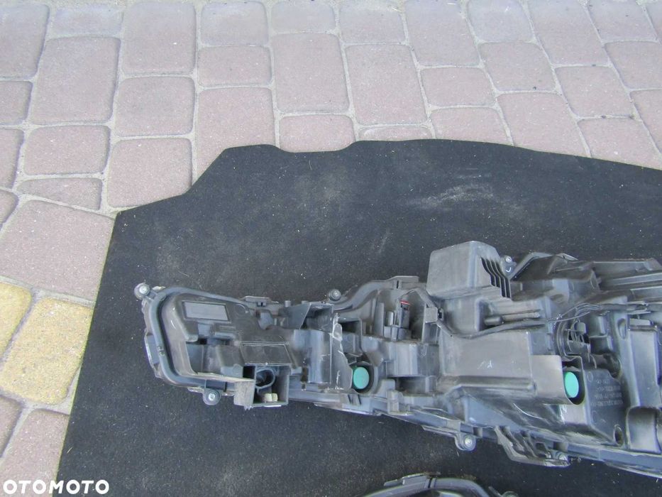 Lampy Lewa Prawa Przód Led Toyota Corolla E21 19 26R