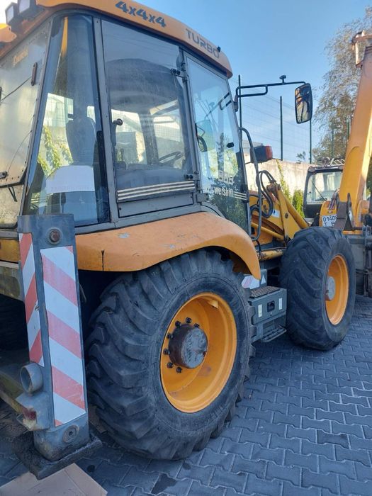 Екскаватор-навантажувач cukurova 888