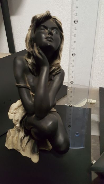 Estatueta decorativa