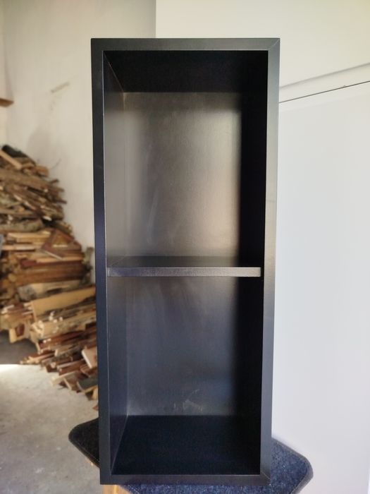 Estante em MDF preta