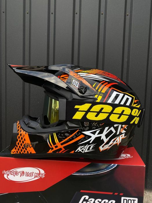 Кросовий шлем ендуро