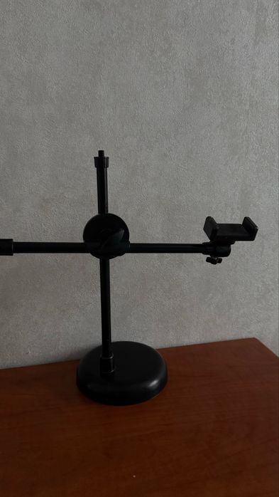 Штатив для телефону