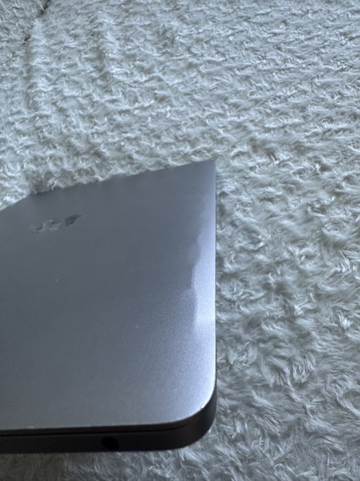 Macbook pro 13 2017 року