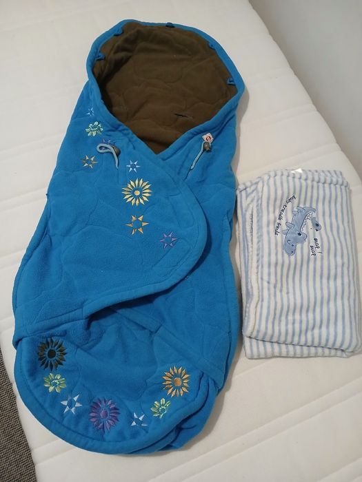 Ninho para ovo e carrinho de bebe