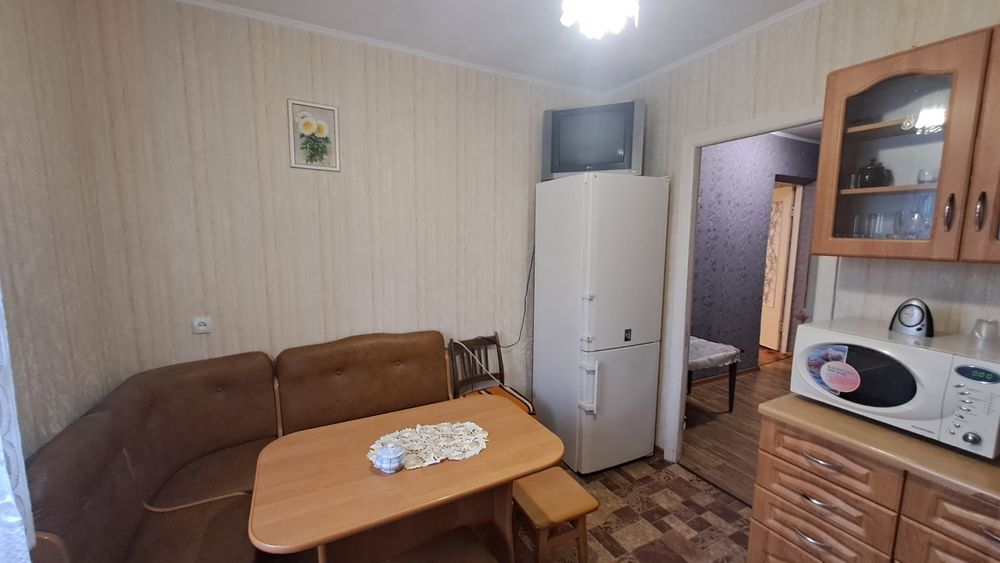 1к  квартиру на 6 месяцев