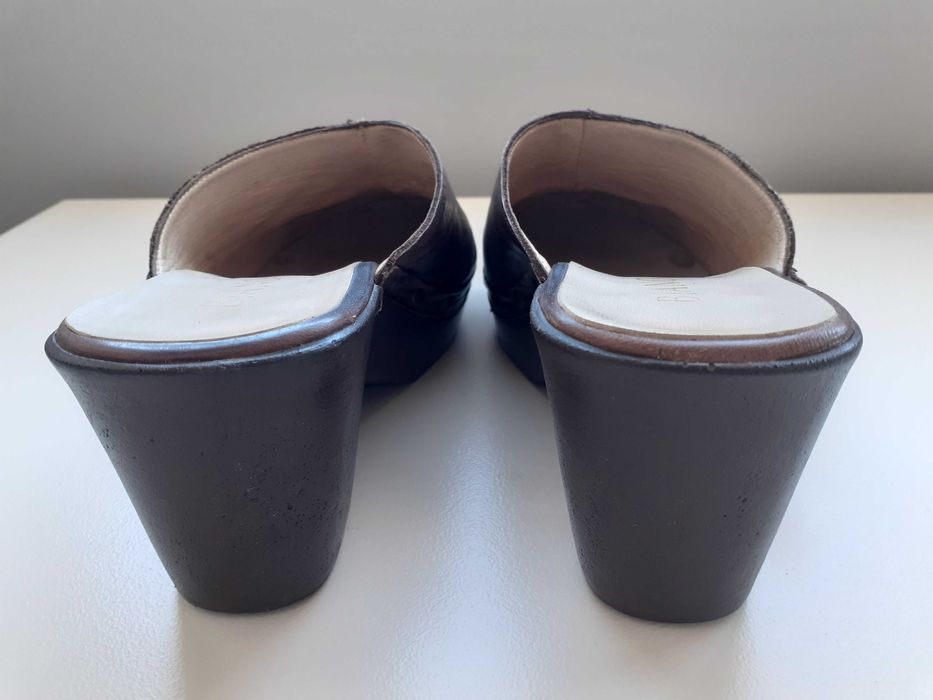 Socas castanhas em pele