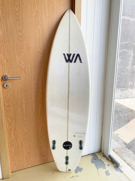 Prancha de Surf WANTED 5'8 23.33L