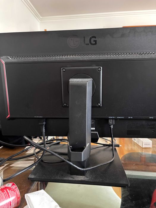 Monitor Gaming LG 24GM79G-B (24'' - 5 ms - 144 Hz - FreeSync)