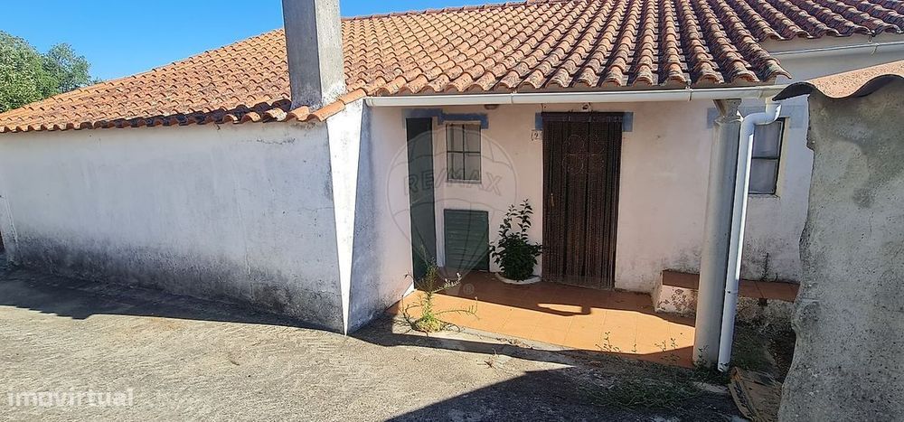 Moradia T4 para venda