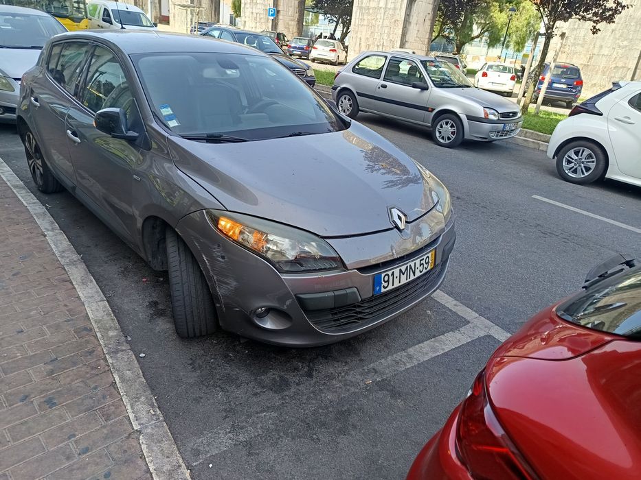 Renault Mégane 1.5 dCi 110 cv Bose Edition — Excelente equipamento