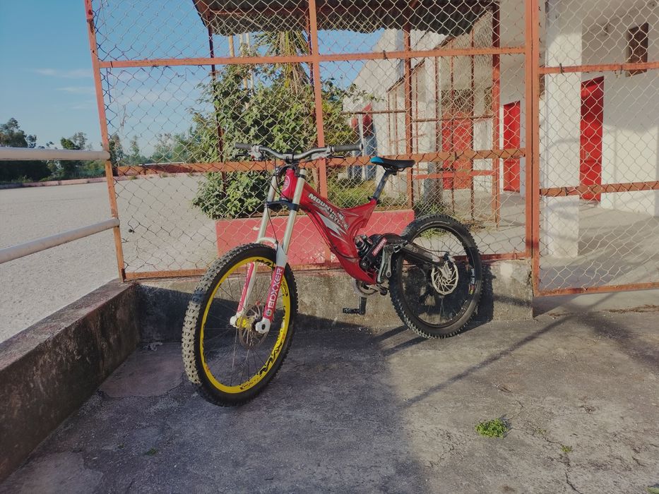 Mountain cycle 9.5 Única, ler descrição