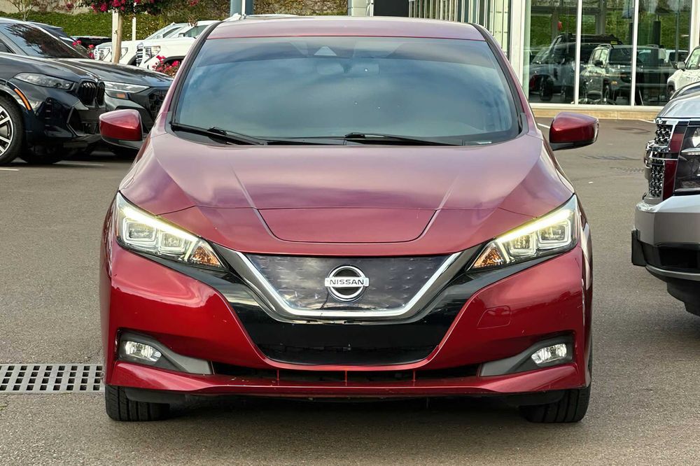 Nissan LEAF SL      2018