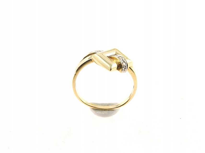 Złoty pierścionek pr.585