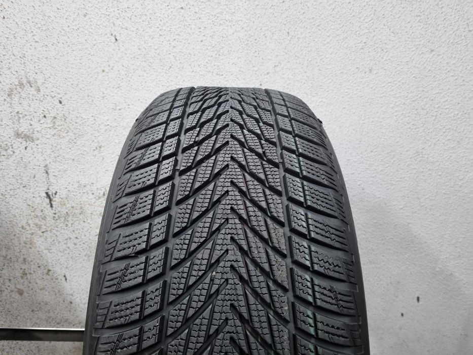 255/35/20 97W Bridgestone Blizzak LM005 D.1524