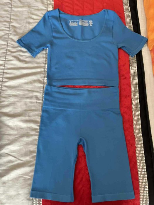 Lote de conjuntos/macacões (XS;S;TU)