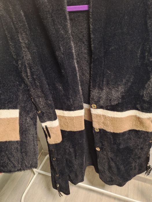 Płaszcz z grubej alpaki z kapturem