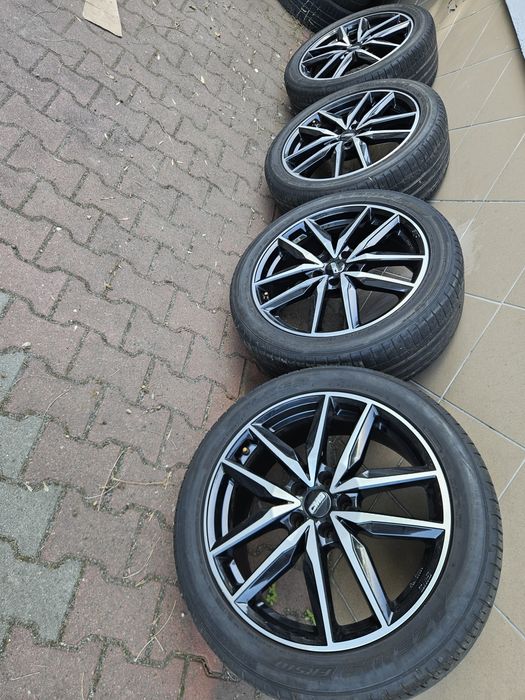 Felgi Aluminiowe 19" CMS C28 Audi Mercedes Vw Skoda 5x112 Et40