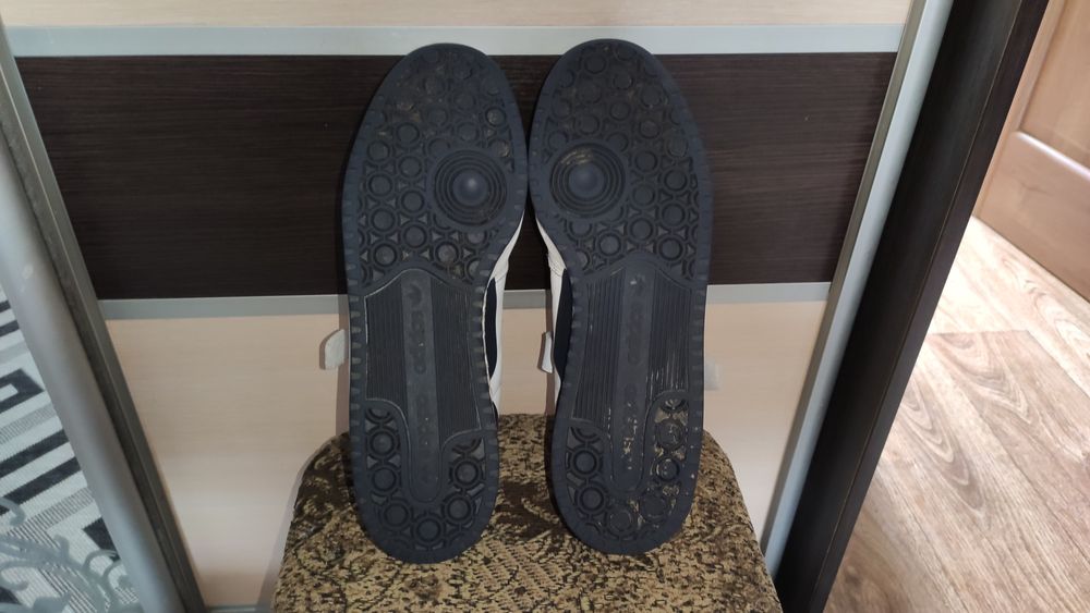 Чоловічі кросівки Adidas Forum Low.Розмір 45