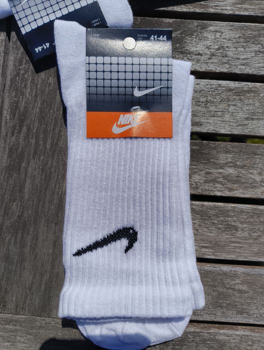 Sprzedam skarpety Nike OPIS