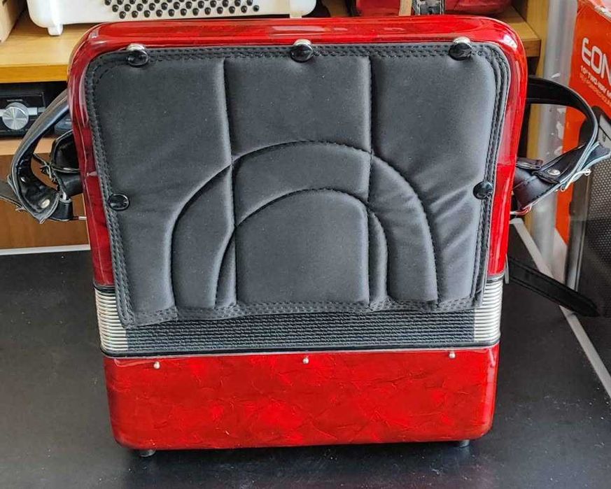 Acordeão Botões Sonantti novo por estrear com garantia