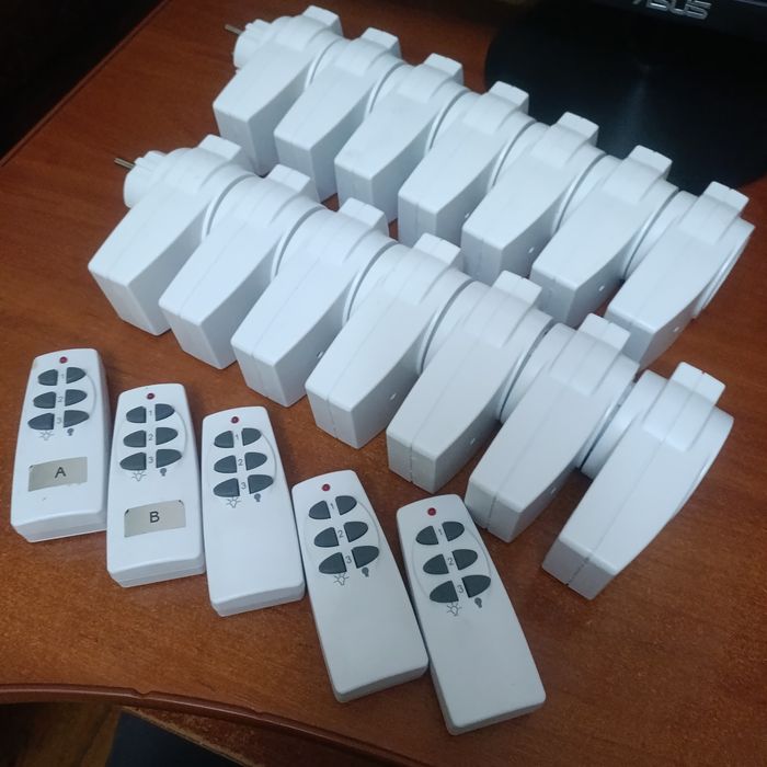 Wi-fi розетки з пультом