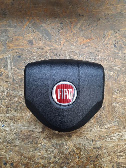 Подушка безопасности в руль Fiat FREEMONT Airbag/SRS.