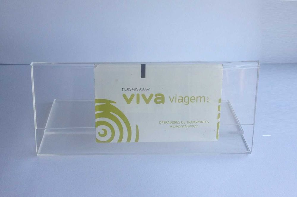Suporte em acrílico64586345232770122